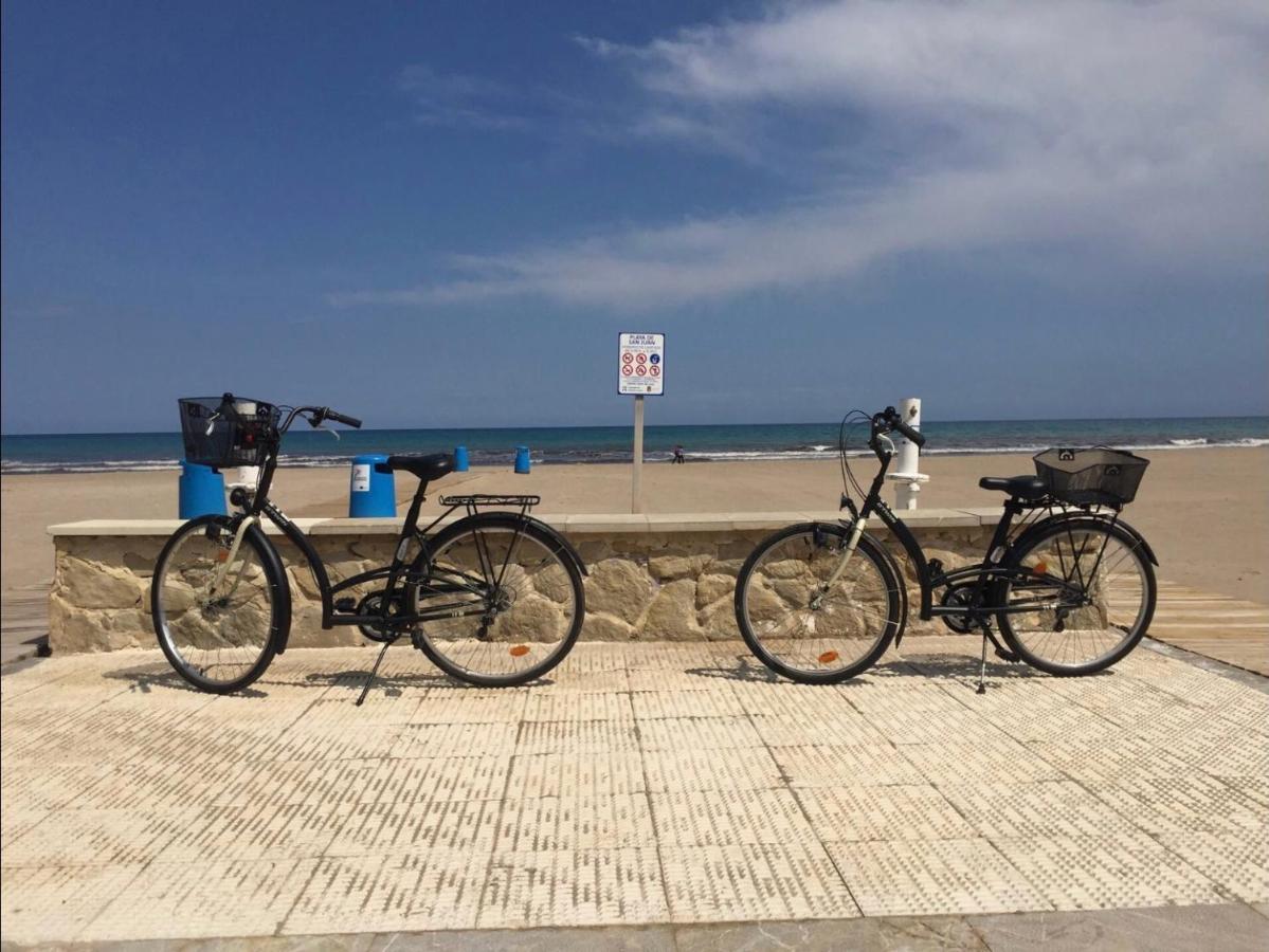Bungalow De Lujo En Playa San Juan El Campello Eksteriør bilde